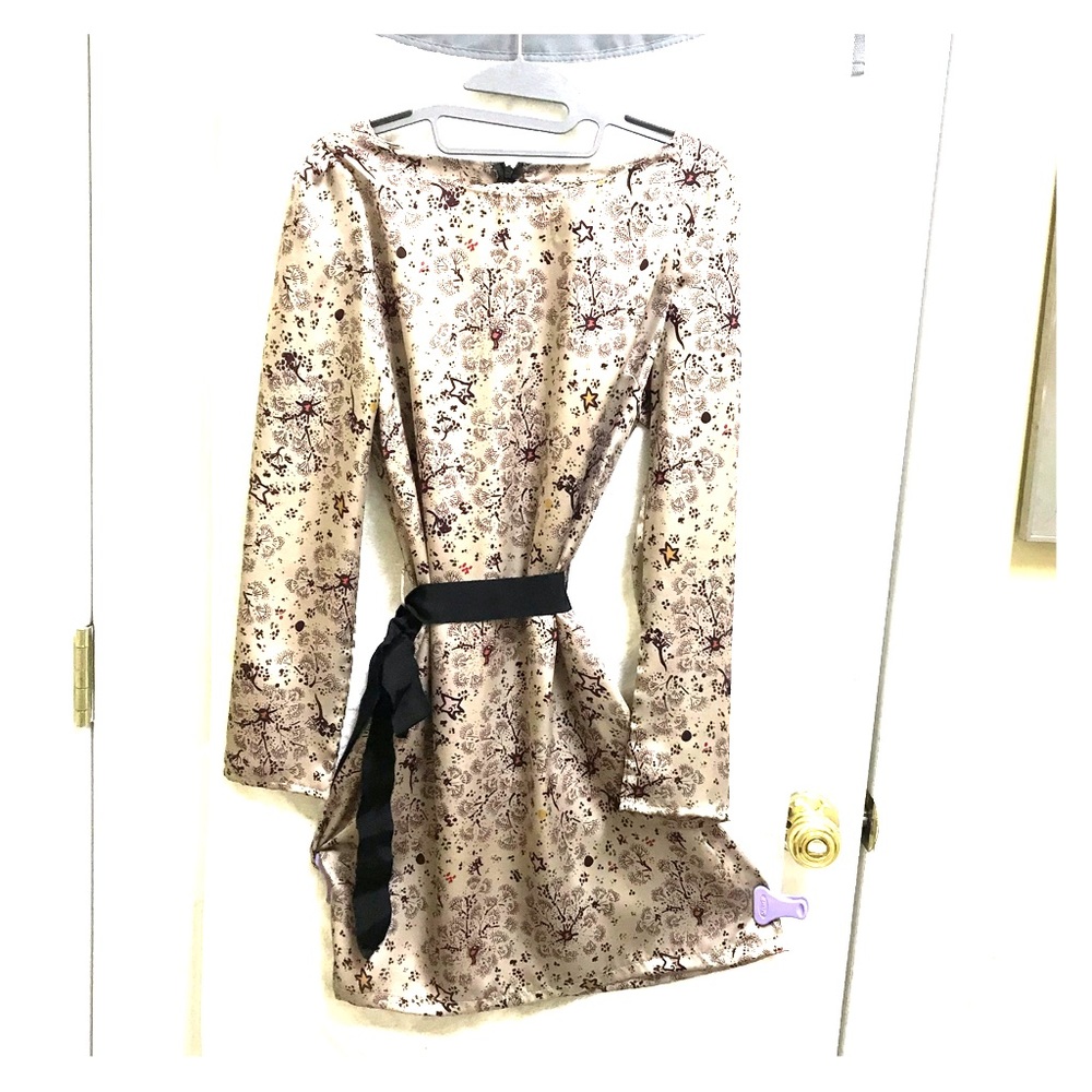 Willy Jays size Medium Dress